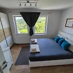 Emum Family Tatil Evi Potkraj