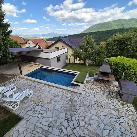 Emum Family * Potkraj